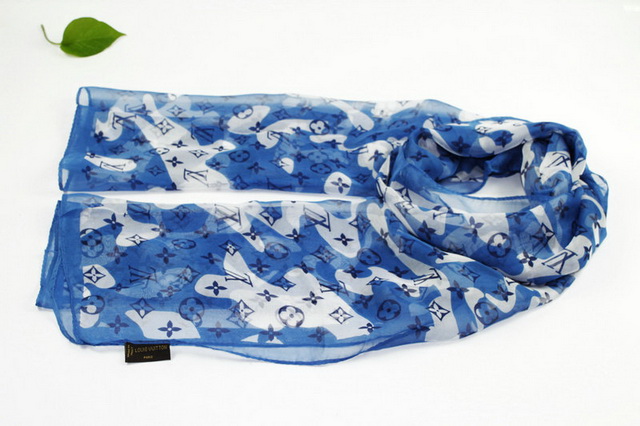 Iv silk scarf 38